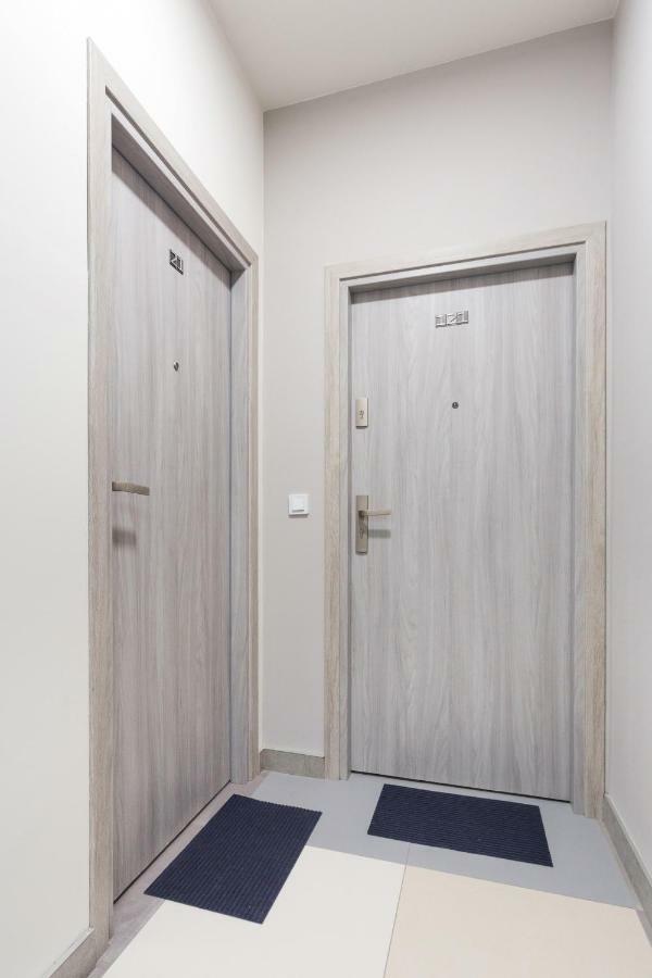 Apartments Mtp Poznan Maleckiego By Renters Bagian luar foto