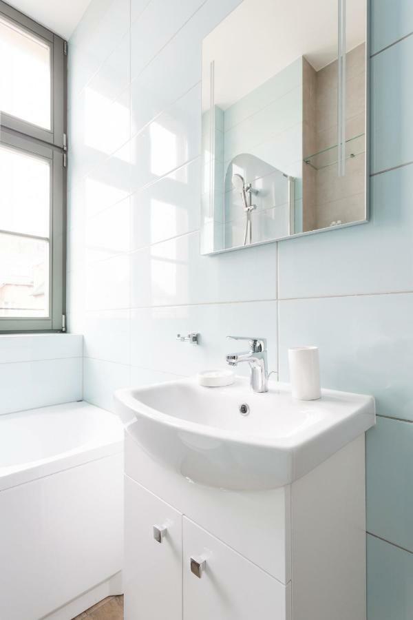 Apartments Mtp Poznan Maleckiego By Renters Bagian luar foto